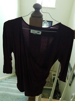 Old navy maternity clothes