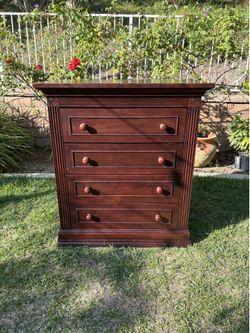Baby Cache 4-Drawer Dresser in Cherry