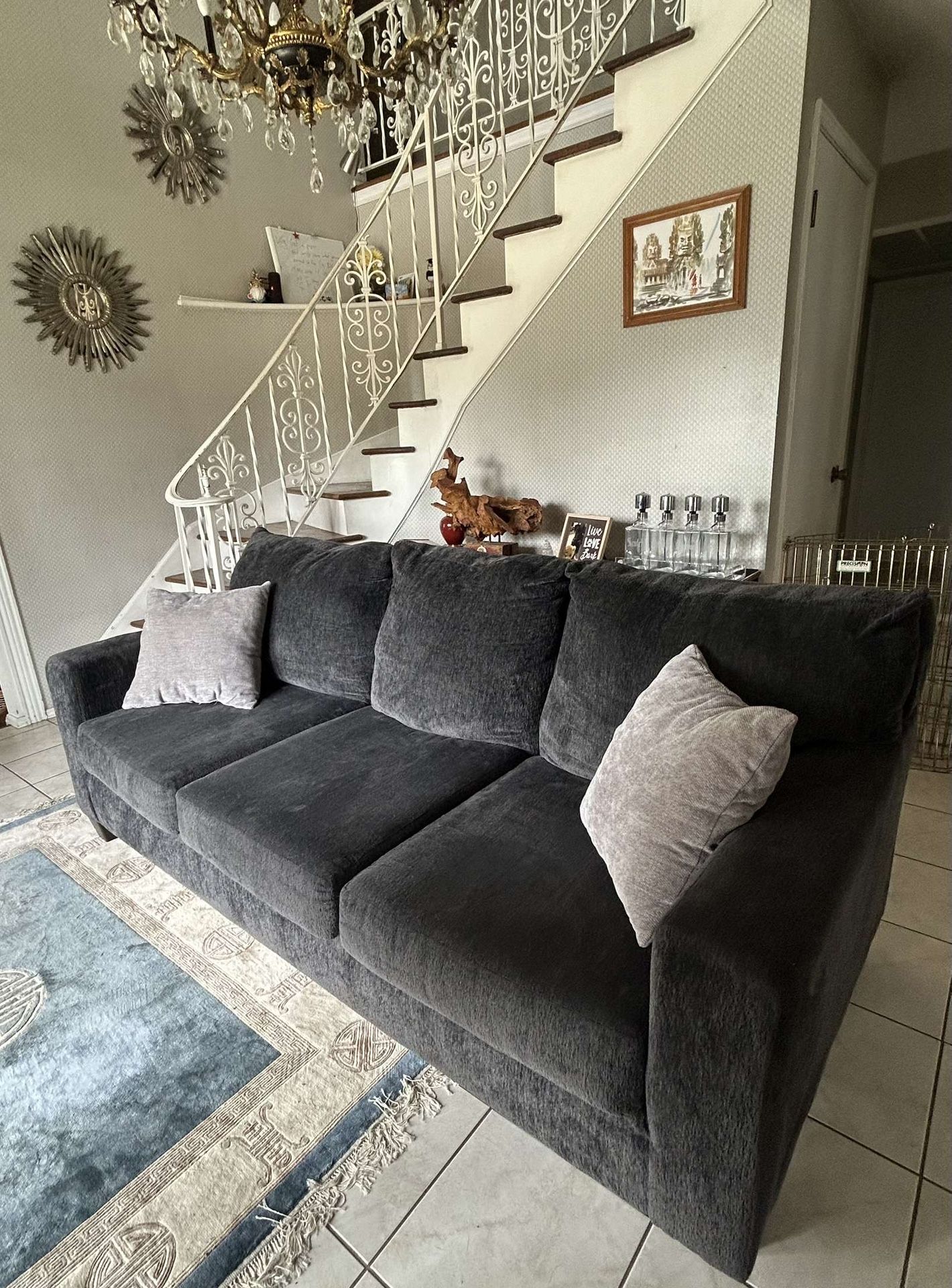 High Quality Couch