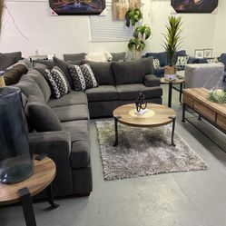 Grey Comfortable Sofa Sectional ‼️new In Stock‼️