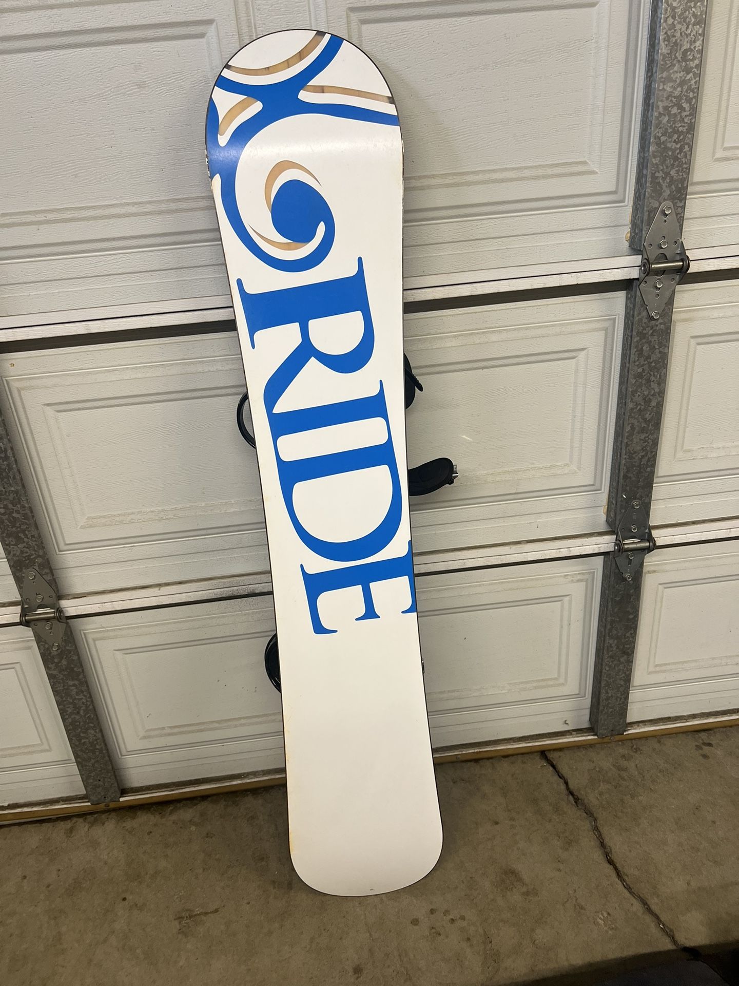 salomon akrocket skis Salomon Addikt Pro 76 Skis + MI12 GW Bindings 2026