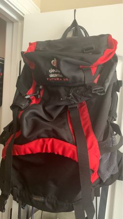 Deuter Futura 32 backpack mid sized
