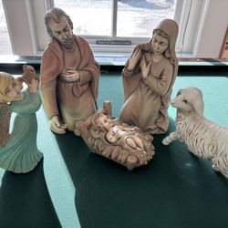 Vintage Ceramic Nativity Figurine Set 