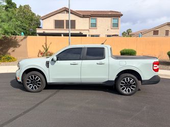 2023 Ford Maverick Lariat Hybrid