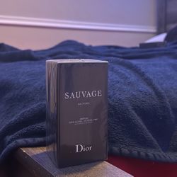 Men’s cologne