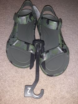 Little Kid Camo Sandals