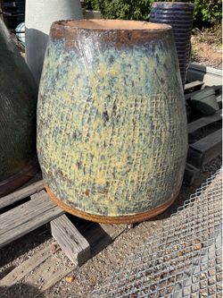 30” x 36” glazed pot