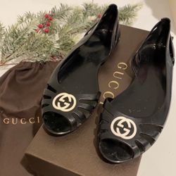 Gucci Black Flats Size 7