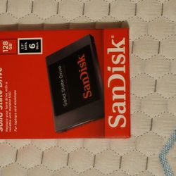 SanDisk 128GB SATA 6.0GB/s 2.5-Inch 7mm Height Solid State Drive (SSD) 