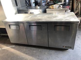 Used True TUC-72 undercounter cooler