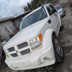 Parting Out 2007 Dodge Nitro Parts