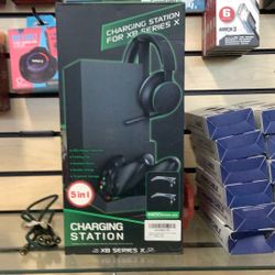 Charging Station for Xbox Series X