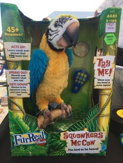 Squawkers talking parrot clearance toy