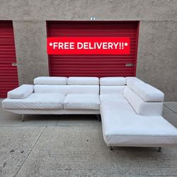 Modern Sectional Sofa (READ DESCRIPTION)