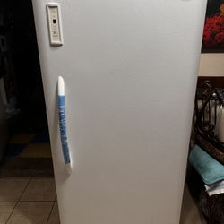 Frigidaire 13.7 FT Upright Freezer