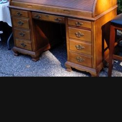1970s To 1980s Solid Oak Jasper Roll Top Desk