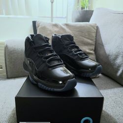 Jordan 11 Gamma Blues Size 9
