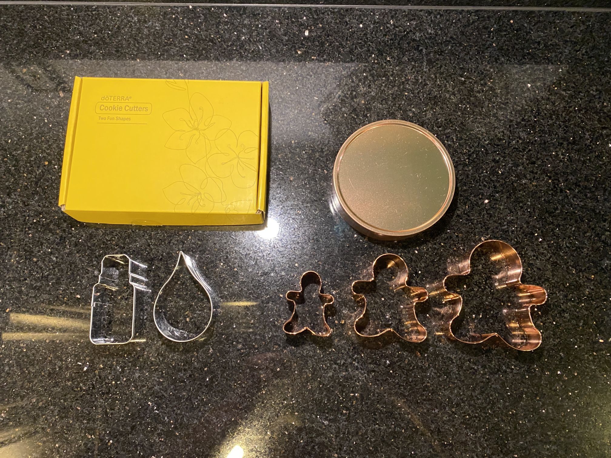 2 Cookie Cutter Kits Doterra 2 Fun Shaped in Box & 3 Gingerbread Man in Tin