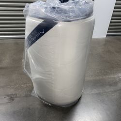 *UNOPENED* Dreamcloud Queen Hybrid Mattress