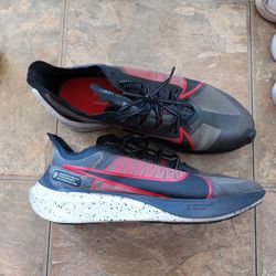 Nike Zoom Size: 10.5 For Man Black