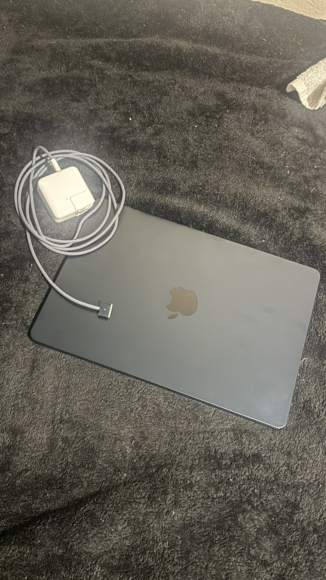 Macbook Air M3 2024