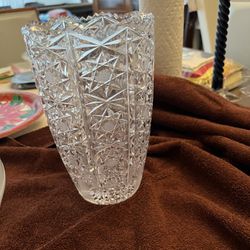 Pretty Crystal Vase 