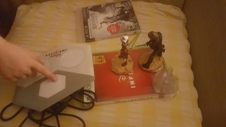 Disney infinity for Xbox 360 with anacon Skywalker other star wars guy a