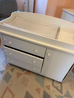 Changing table dresser