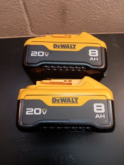 2 dewalt 20V bateries