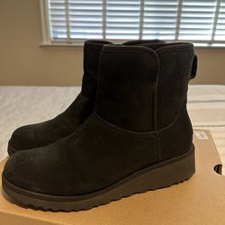 Ugg Boots - Size 7.5 