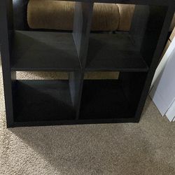 4 Cube Storage Stand