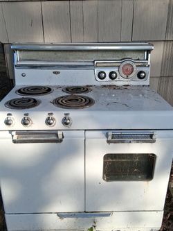 Vintage Frigidaire electric range