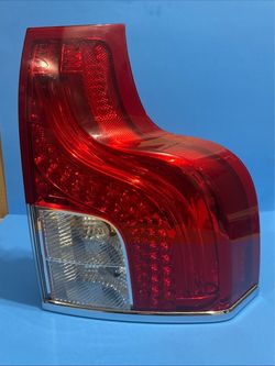 2013-2014 Volvo XC90 Left Rear Driver Side LED Tail Light Lamp OEM