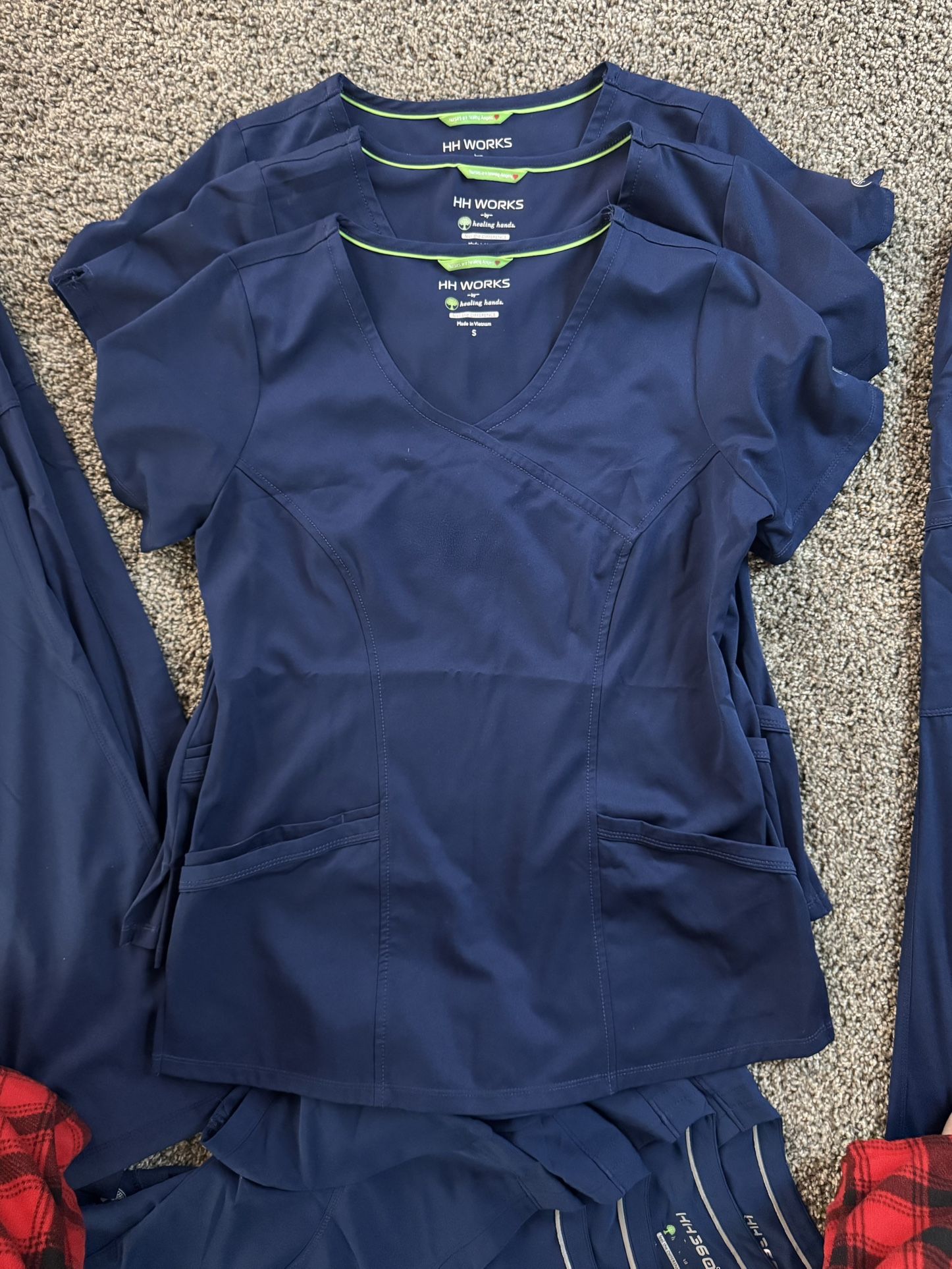 XS & Small Scrubs!!!!!!