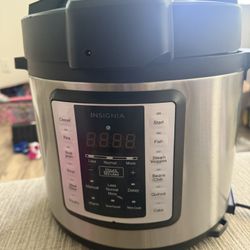 6QT Pressure Cooker-like New 
