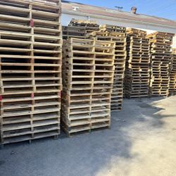 Grade A 48X40  300 PALLETS