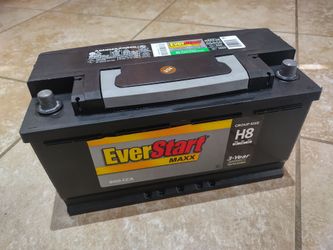Everstart Maxx H8 battery, 900 to 1000 Ampers, It was Made 03/2024. $90 cash, It Is used, 3 months for warranty