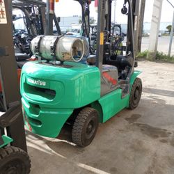 Forklift Komatsu Pneumatic 