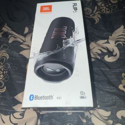 JBL Bluetooth speaker 