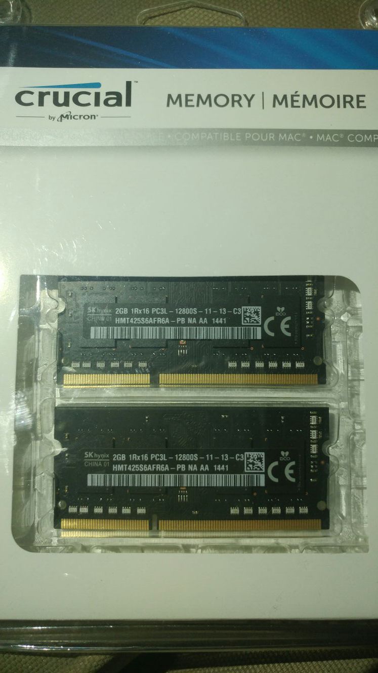Hynix 2GB PC3-12800 DDR3-1600MHz Non-ECC 204pin Memory Module HMT425S6AFR6A-PB