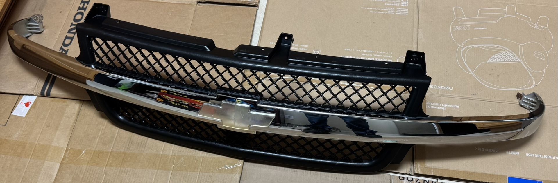 02 Silverado HD Grille