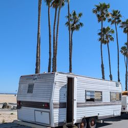 Vintage 21' Trailer 1969 Terry Mid-Century Travel Camper Tows Well Easy Project