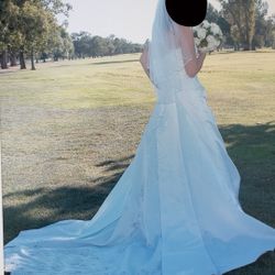 Michelangelo wedding dress, Size 4