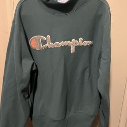 Champion Crewneck Sweater