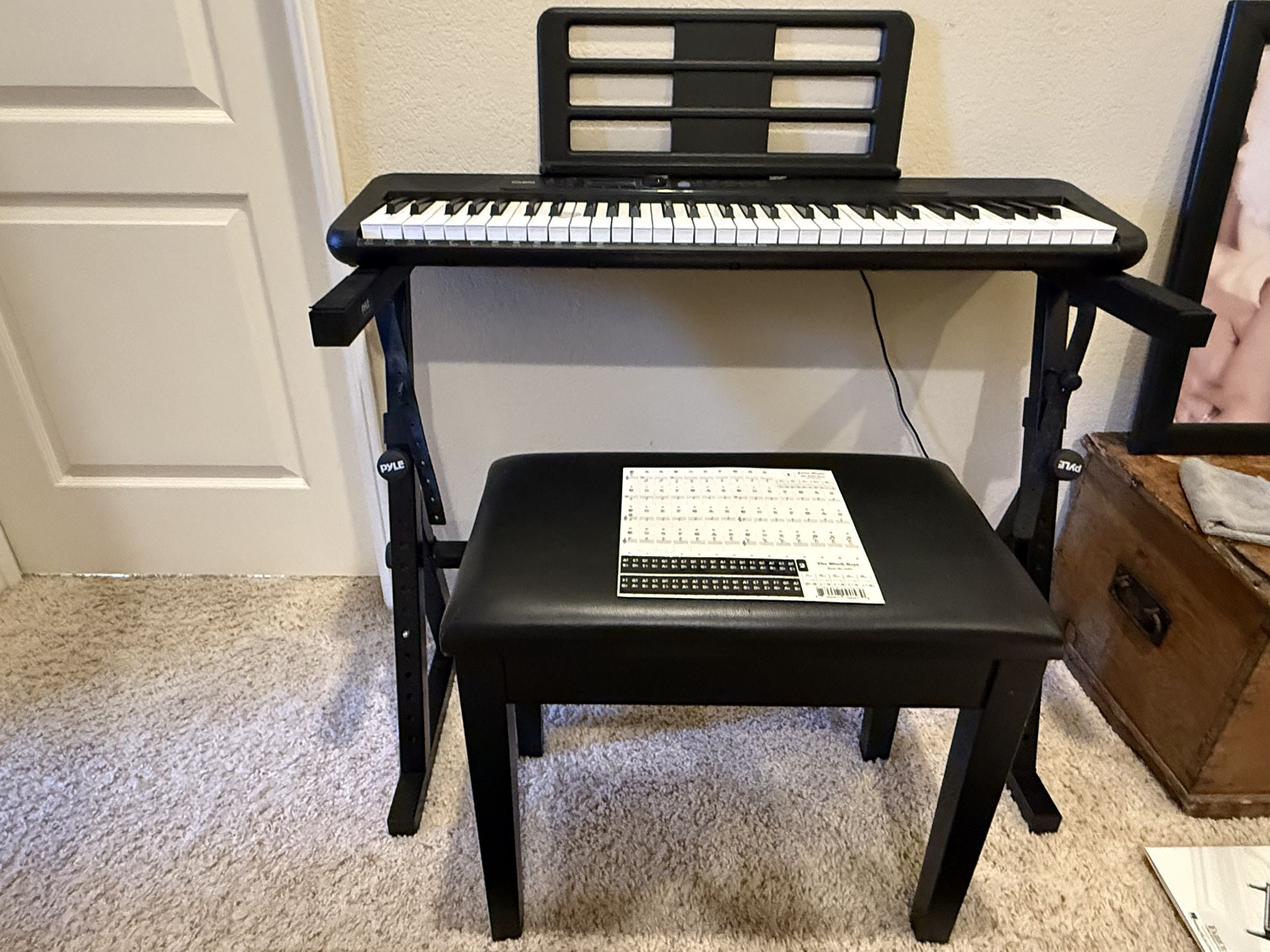 Casino Keyboard With Stand, Bench And Lesson Books