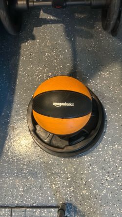 Amazon Basics Weighted Medicine Ball for Core Strength, Strength Training, Full-Body Workouts and Balance Exercises