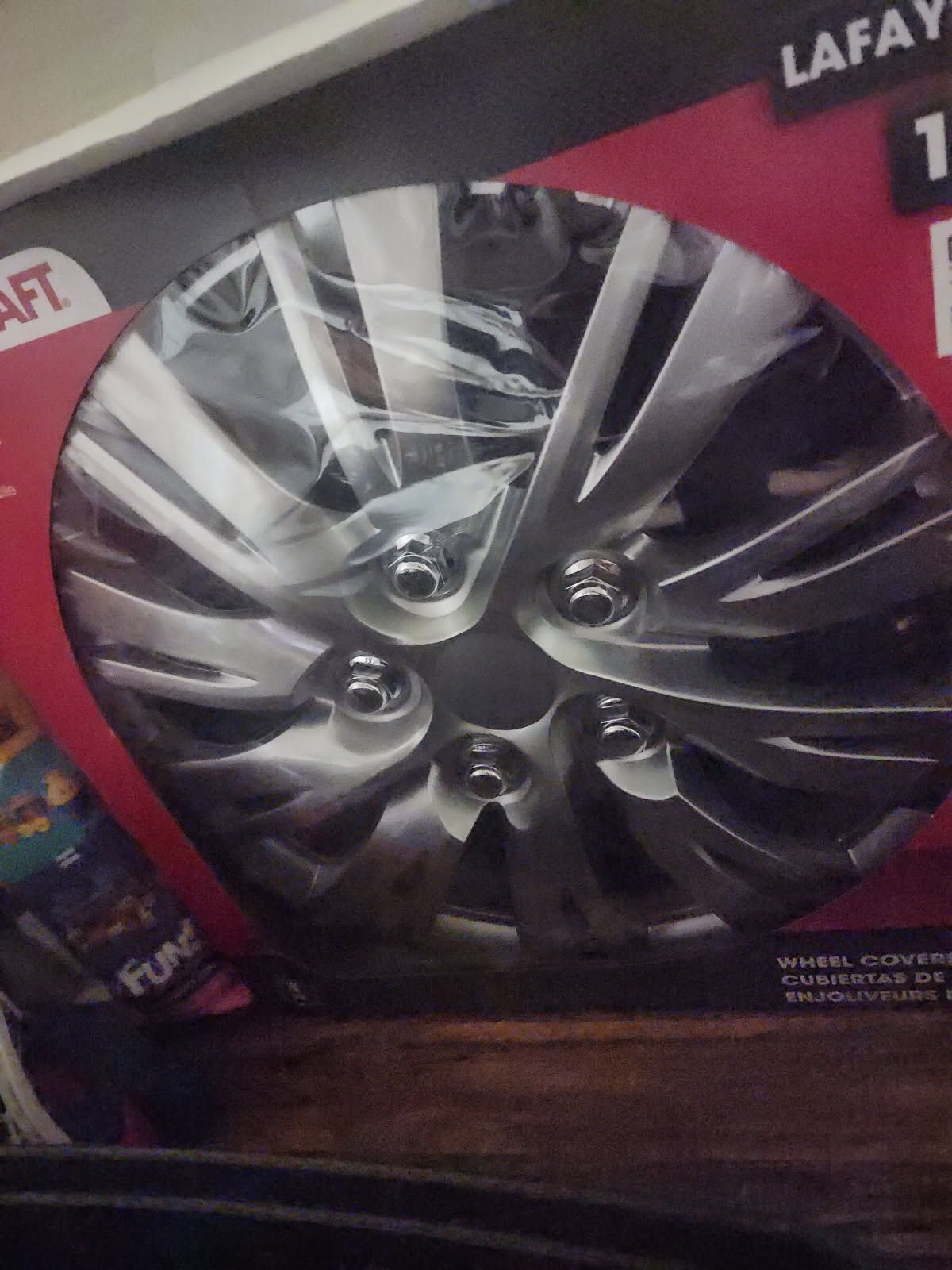 Hubcaps