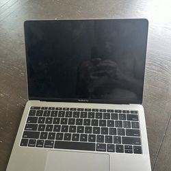 2017 MacBook Pro For Parts 