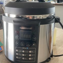 7 in 1  Farberware Pressure Cooker. 