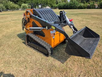 23hp Mini Skidsteer
